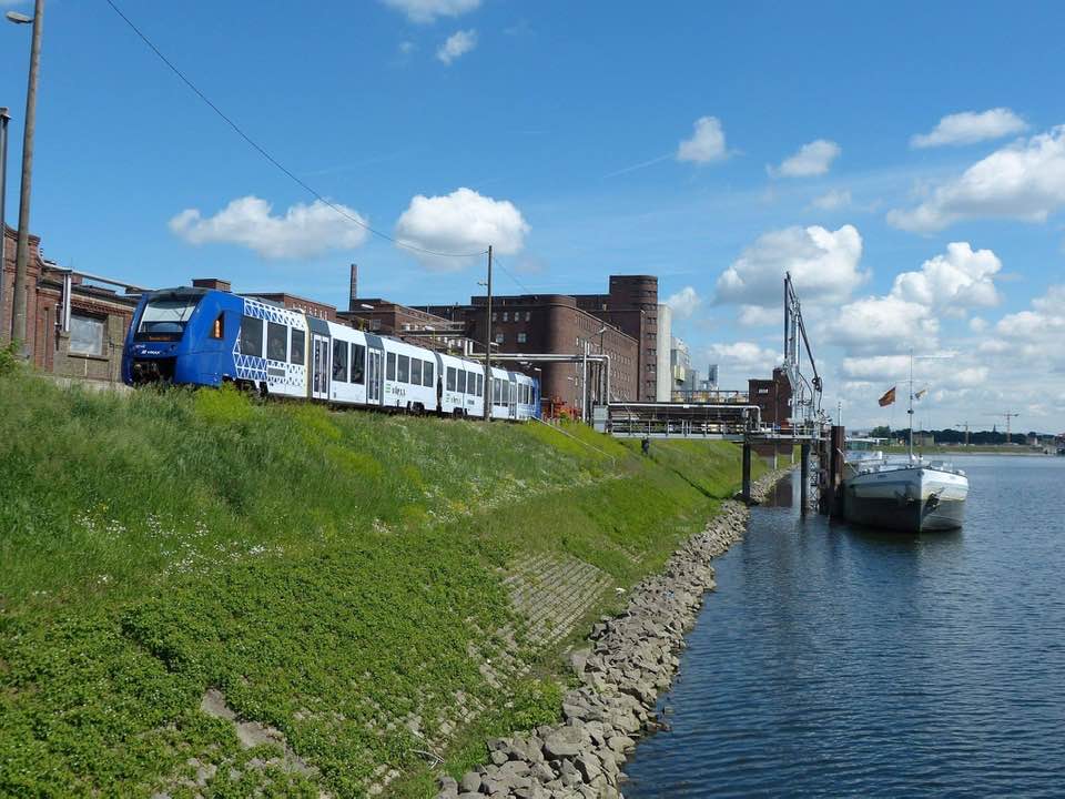 Hafen per Zug erkunden mit der vlexx